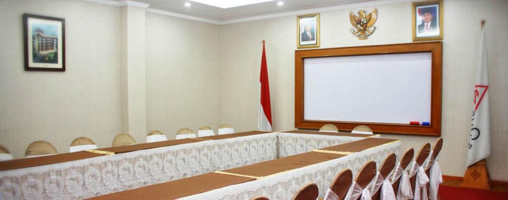 Cipta 2 Hotel Jakarta Exterior photo